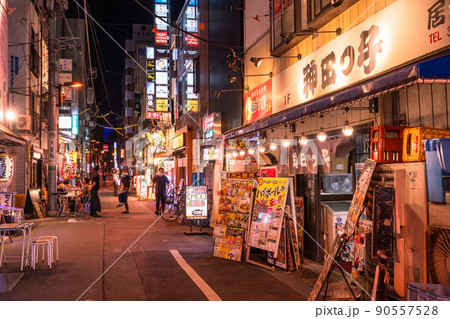 《東京都》神田駅周辺・飲み屋街の写真素材 [90557528] - PIXTA