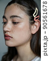 そばかすメイクの女性 90561678