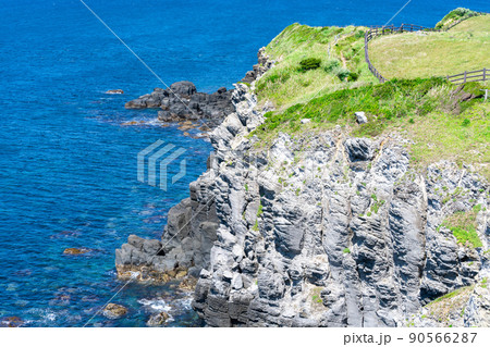《佐賀県》肥前立石岬灯台・杉ノ原放牧場　唐津市 90566287