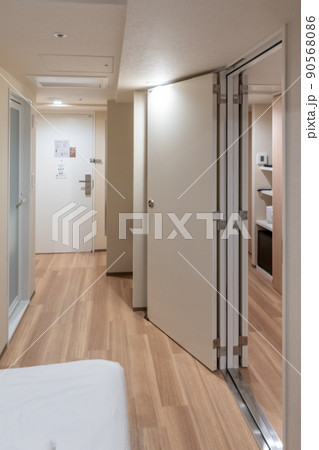 コネクティングルーム 2部屋 内ドア 繋げられる グループ旅行 コネクティングルーム 2部屋 内ドア 繋げられる グループ旅行 90568086