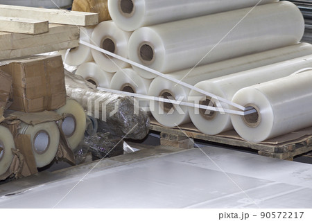 Polymer film rolls for metal sheet coating Polymer film rolls for metal sheet coating 90572217