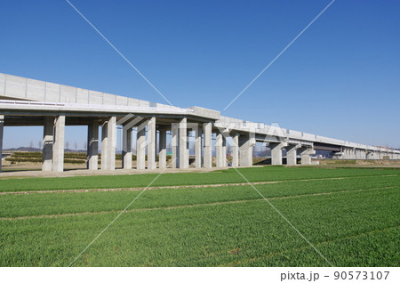 北陸新幹線 延伸工事　福井市南部下莇生田地区　2022年4月 90573107