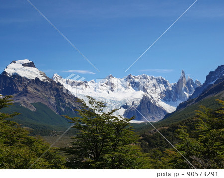 アルゼンチンのセロ・トーレ展望台からの風景㉛ アルゼンチンのセロ・トーレ展望台からの風景㉛ 90573291