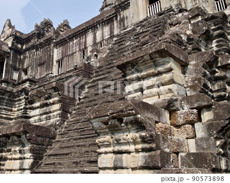 Architecture of ancient temple complex Angkor, Siem Reap Architecture of ancient temple complex Angkor, Siem Reap 90573898