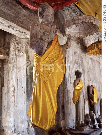 Architecture of ancient temple complex Angkor, Siem Reap Architecture of ancient temple complex Angkor, Siem Reap 90574048