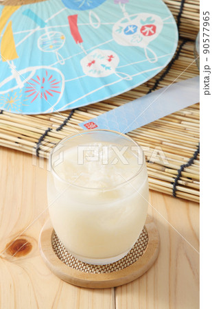 冷やし甘酒 90577965
