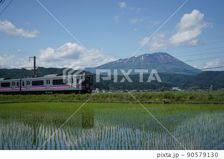 こまちも走るJR田沢湖線 90579130