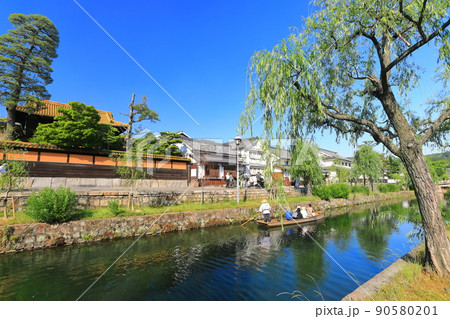 【岡山県】晴天の倉敷美観地区（舟流し） 90580201
