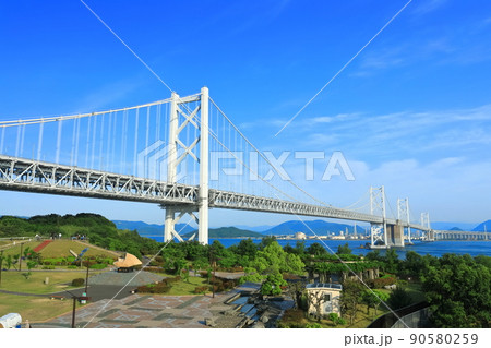 【香川県】晴天の瀬戸大橋(南備讃瀬戸大橋と北備讃瀬戸大橋) 【香川県】晴天の瀬戸大橋(南備讃瀬戸大橋と北備讃瀬戸大橋) 90580259