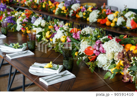 Table set for wedding or another catered event dinner 90591410