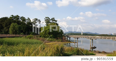 Uiwang-si Uiwang Rail Bike Dulle-gil Para sky and surrounding scenery Uiwang-si Uiwang Rail Bike Dulle-gil Para sky and surrounding scenery 90591559