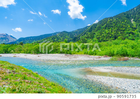 【絶景】初夏の上高地【長野県】 90591735