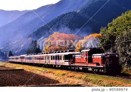 1998年 晩秋のローカル線を行くお座敷列車あすか 1998年 晩秋のローカル線を行くお座敷列車あすか 90599974