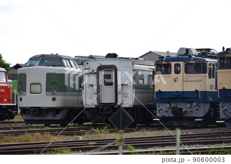 長野総合車両センターの留置車両群 長野総合車両センターの留置車両群 90600003
