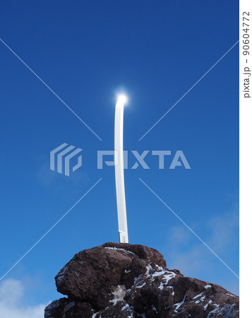 輝く大剣 90604772