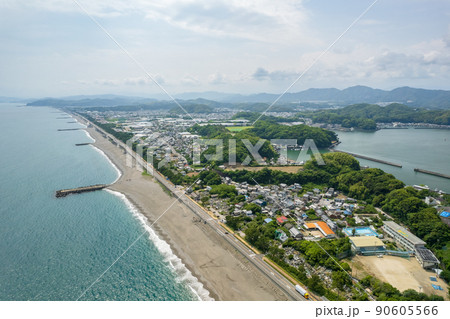 高知県の人気観光地の桂浜の空撮写真 高知県の人気観光地の桂浜の空撮写真 90605566