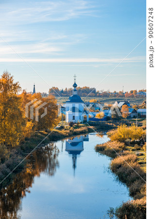The ancient town of Suzdal in the evening. 90607248