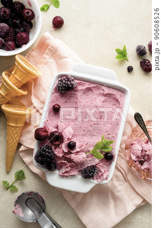 Healthy homemade raw vegan banana and berry ice cream with frozen berries fruits 90608526