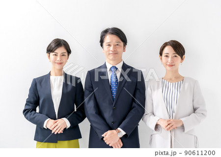 ビジネスパーソン 笑顔 ポートレート ビジネスパーソン 笑顔 ポートレート 90611200