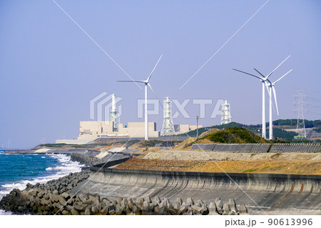 浜岡原子力発電所と御前崎風力発電所のエネルギーミックス（静岡県御前崎市） 90613996