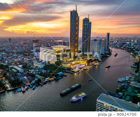 Aerial view of Icon Siam water front building in downtown Bangkok, Thailand 90624700