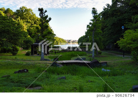 寺ヶ池の南から全景 90626734