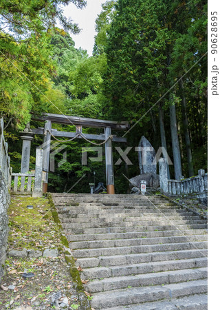 戸隠神社宝光社　大鳥居 90628695