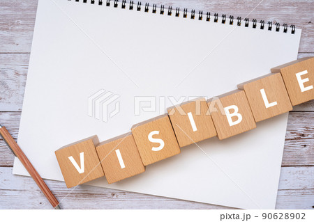 「VISIBLE」と書かれたブロック、ノート、ペン 90628902