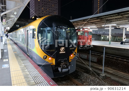 JR四国　特急しおかぜ　8600系 90631214