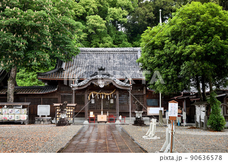 尾鷲神社　拝殿　【三重県尾鷲市】 90636578
