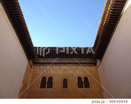 【スペイン】ナスル宮殿 メスアールのパティオ（アルハンブラ宮殿　グラナダ） 90640848