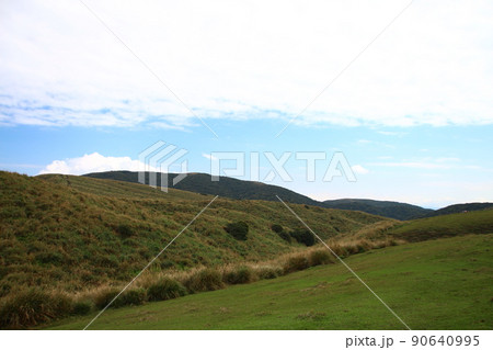 景色 風景 山盛り 90640995