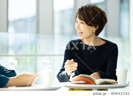 語学レッスン　撮影協力：LINK FOREST 90642592