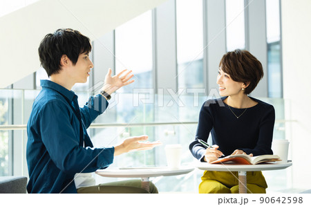 語学レッスン 撮影協力:LINK FOREST 語学レッスン 撮影協力:LINK FOREST 90642598