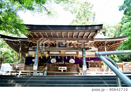 枚岡神社(拝殿) 【大阪府東大阪市出雲井町】 枚岡神社(拝殿) 【大阪府東大阪市出雲井町】 90642710