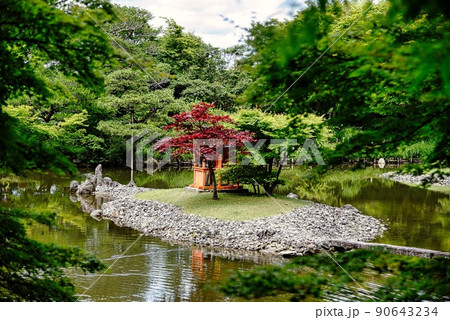 浄瑠璃寺_池と島と祠と木々 90643234