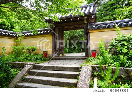浄瑠璃寺_山門入り口 90643391