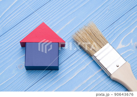 住宅と刷毛(ハケ) 住宅塗装イメージ 住宅と刷毛(ハケ) 住宅塗装イメージ 90643676