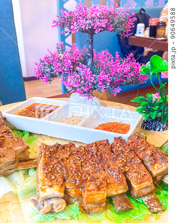 中国シルクロード料理・烤羊排(ラムのスペアリブ焼き) 中国シルクロード料理・烤羊排(ラムのスペアリブ焼き) 90649588