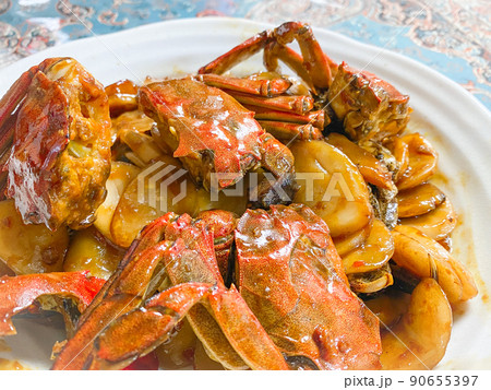 中国上海料理・毛蟹年糕（モクズガニと餅の炒め） 90655397