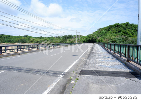 石垣島の橋の上 石垣島の橋の上 90655535