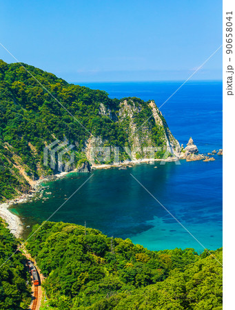 鎧の袖俯瞰(兵庫県美方郡香美町) 鎧の袖俯瞰(兵庫県美方郡香美町) 90658041