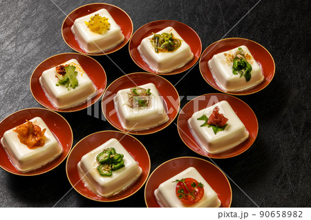 お豆腐  tofu (bean curd) japanese food お豆腐  tofu (bean curd) japanese food 90658982