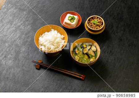 お豆腐　 tofu (bean curd) japanese food 90658985