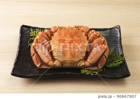 北海道近海産の大サイズのボイル毛蟹 北海道近海産の大サイズのボイル毛蟹 90667907