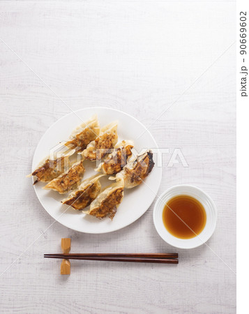 手作り焼餃子 90669602