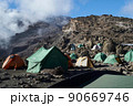 キリマンジャロ登山、最終キャンプ地のバラフキャンプ（マチャメルート） 90669746