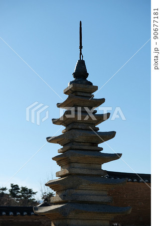 石塔 トップ タワー 90677181