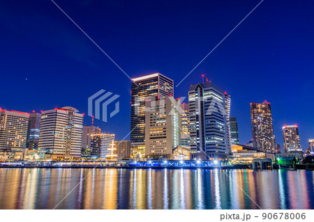 【東京の都市風景】竹芝ふ頭の夜景 90678006