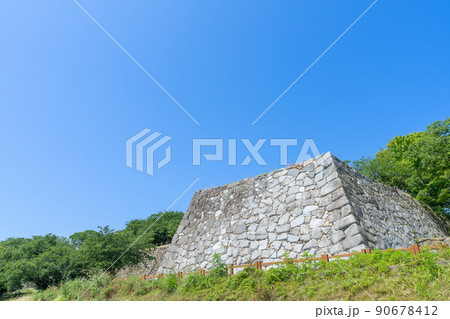 《福岡県》福岡城跡と福岡城跡から見た福岡市の風景（舞鶴公園・鴻臚館） 90678412